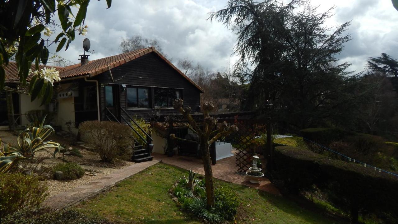 The Petite Chalet Chambre D'Hotes L'Isle-Jourdain  Экстерьер фото