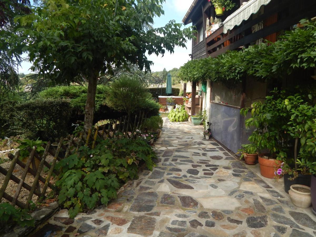 The Petite Chalet Chambre D'Hotes L'Isle-Jourdain  Экстерьер фото