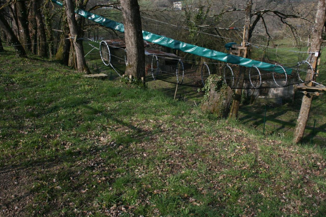 The Petite Chalet Chambre D'Hotes L'Isle-Jourdain  Экстерьер фото