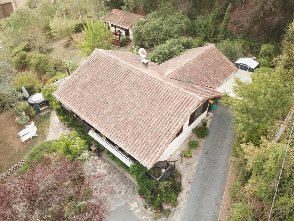The Petite Chalet Chambre D'Hotes L'Isle-Jourdain  Экстерьер фото
